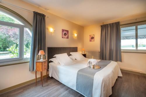 logis hotel restaurant le coq hardi