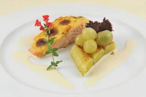 logis hotel restaurant le coq hardi