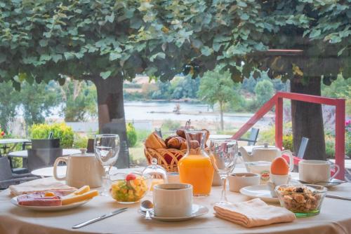 logis hotel restaurant le coq hardi