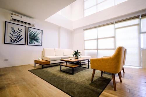 the crown residences at harbour springs