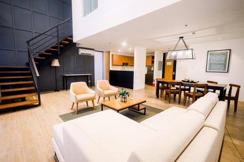 the crown residences at harbour springs