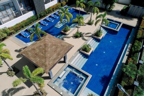 the crown residences at harbour springs