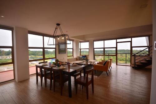 the crown residences at harbour springs