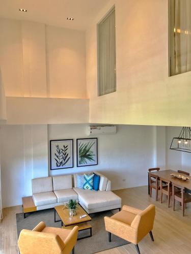 the crown residences at harbour springs