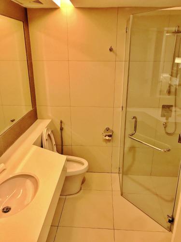 the crown residences at harbour springs