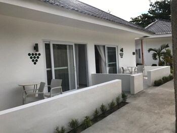 cebu r resort tabuelan