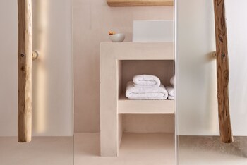 canal suites