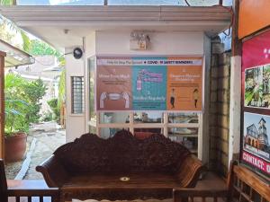 Ging Ging Homes,Alona Beach Road,2.5 star