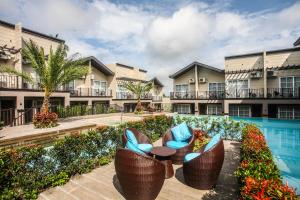 royale parc hotel tagaytay