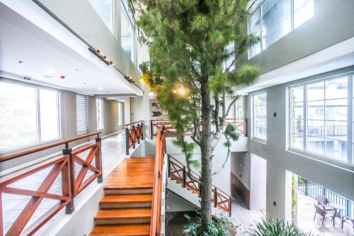 royale parc hotel tagaytay