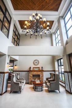 royale parc hotel tagaytay