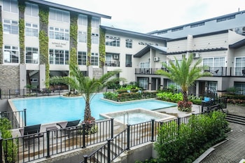 royale parc hotel tagaytay