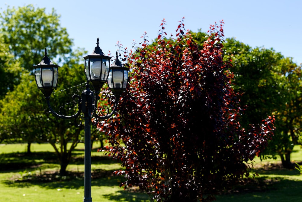 fairlawn estate