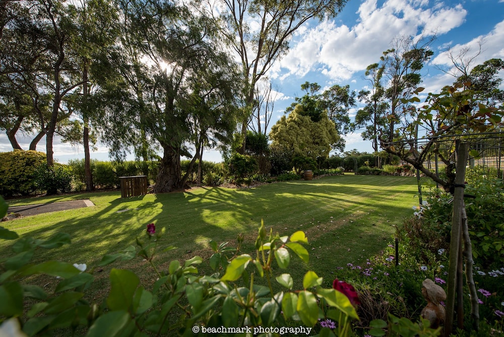 fairlawn estate