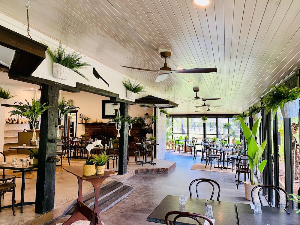 ferns hideaway resort