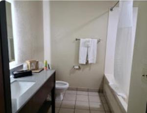 quality inn and suites roanoke fort worth north