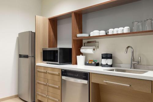 home2 suites by hilton greece rochester