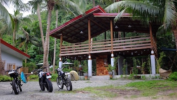 kahanamoku bed and breakfast