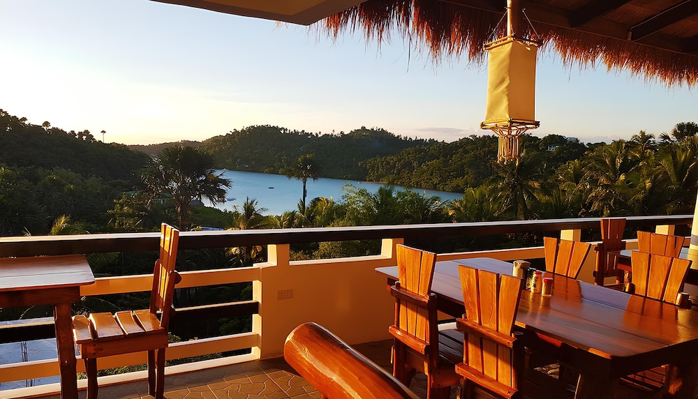 jalyns resort and restaurant