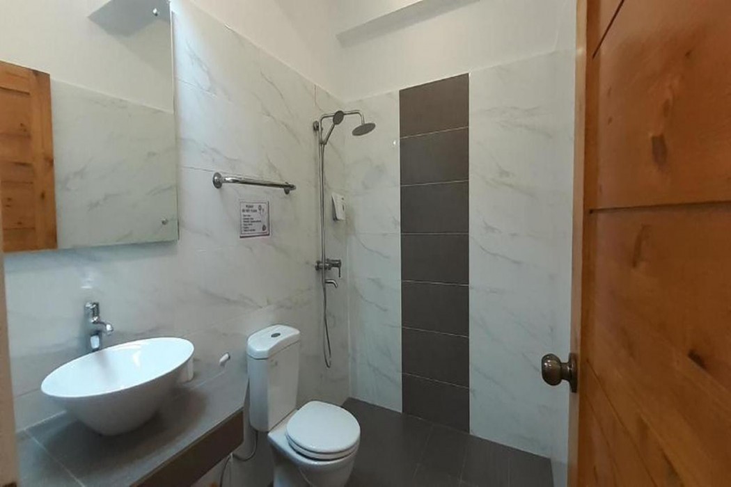 jalyns resort and restaurant