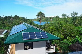 jalyns resort and restaurant