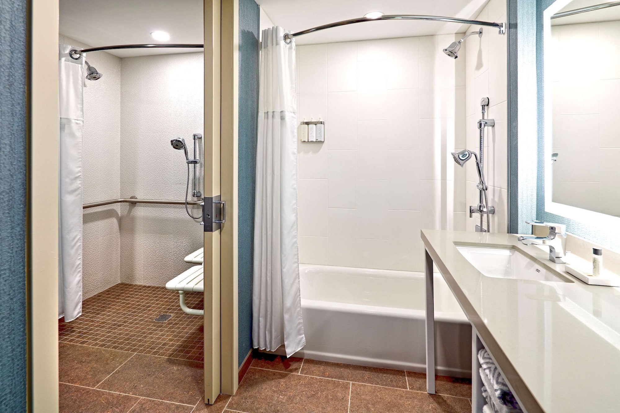 cambria hotel and suites anaheim resort area