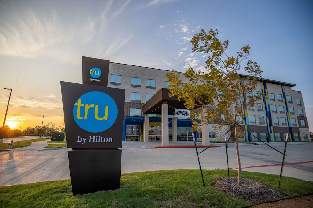 tru by hilton allen dallas