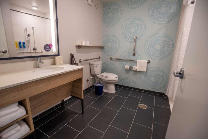 tru by hilton allen dallas