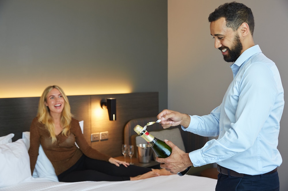 holiday inn express melbourne southbank an ihg hotel