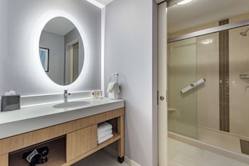 hyatt place indianapolis carmel