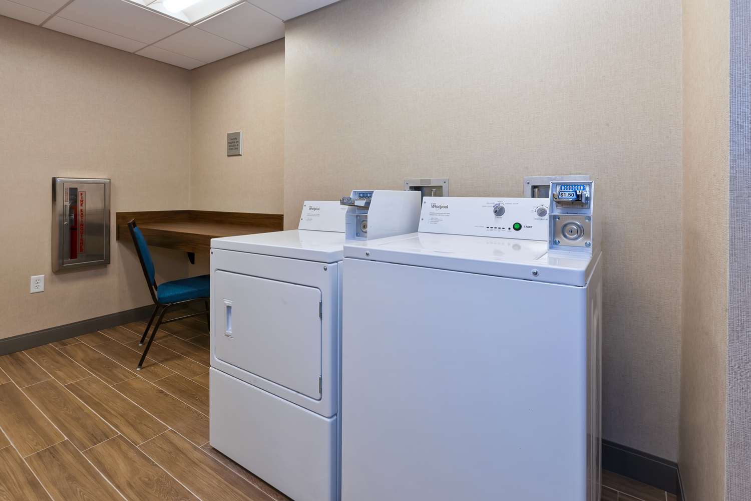 hampton inn cape cod canal
