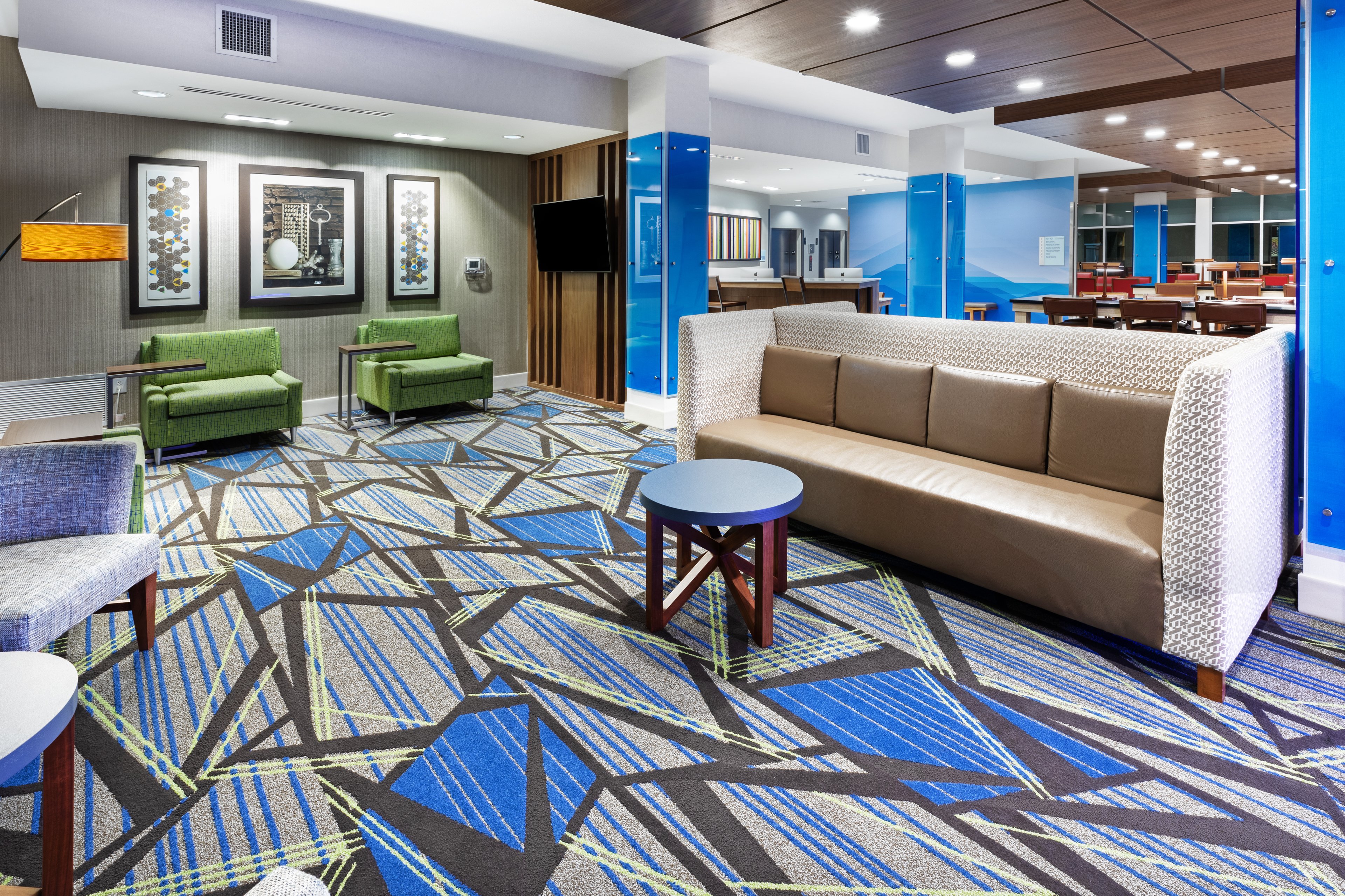 holiday inn express and suites denton sanger
