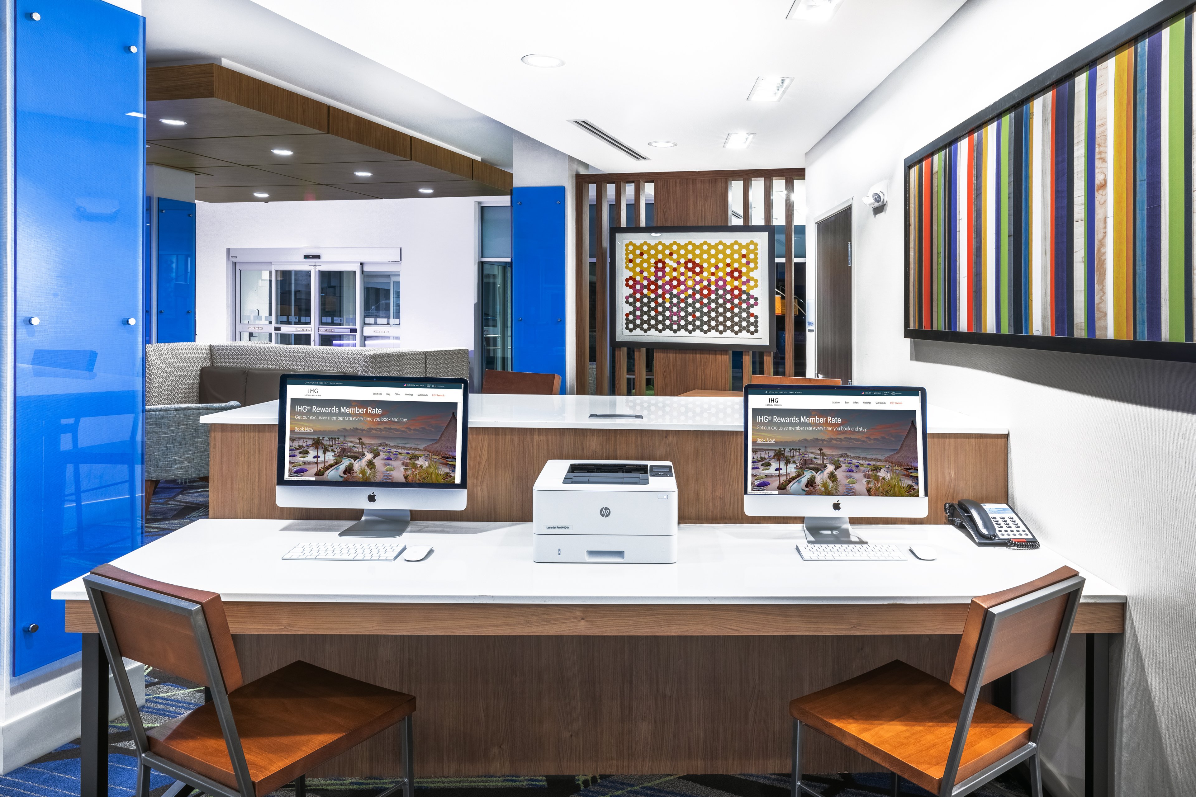 holiday inn express and suites denton sanger