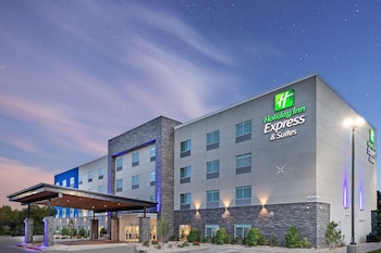 holiday inn express and suites denton sanger
