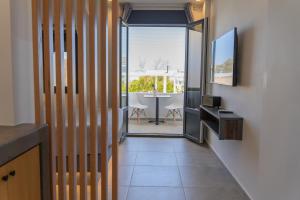 george and joanna suites