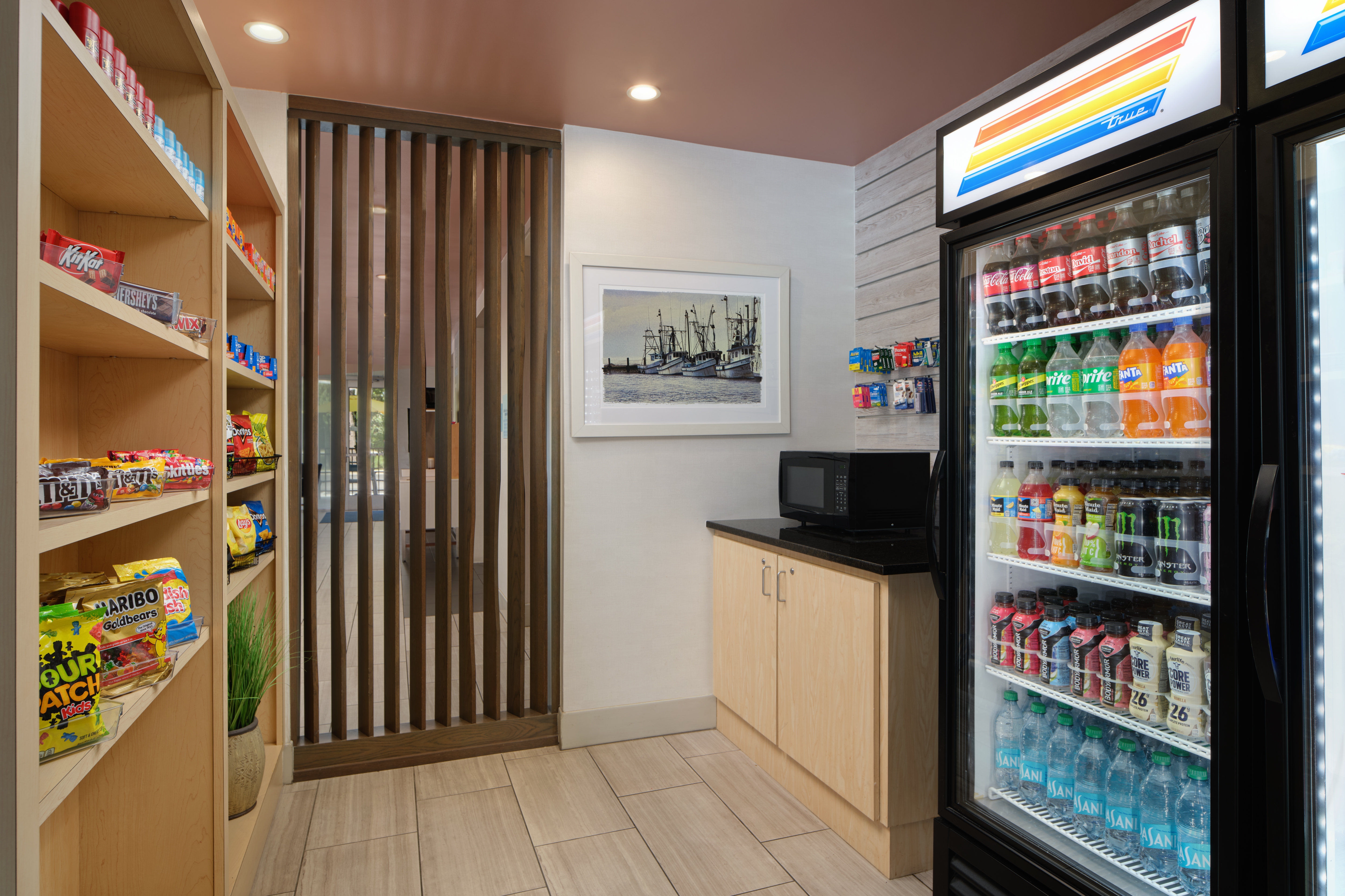 holiday inn express and suites brunswick an ihg hotel