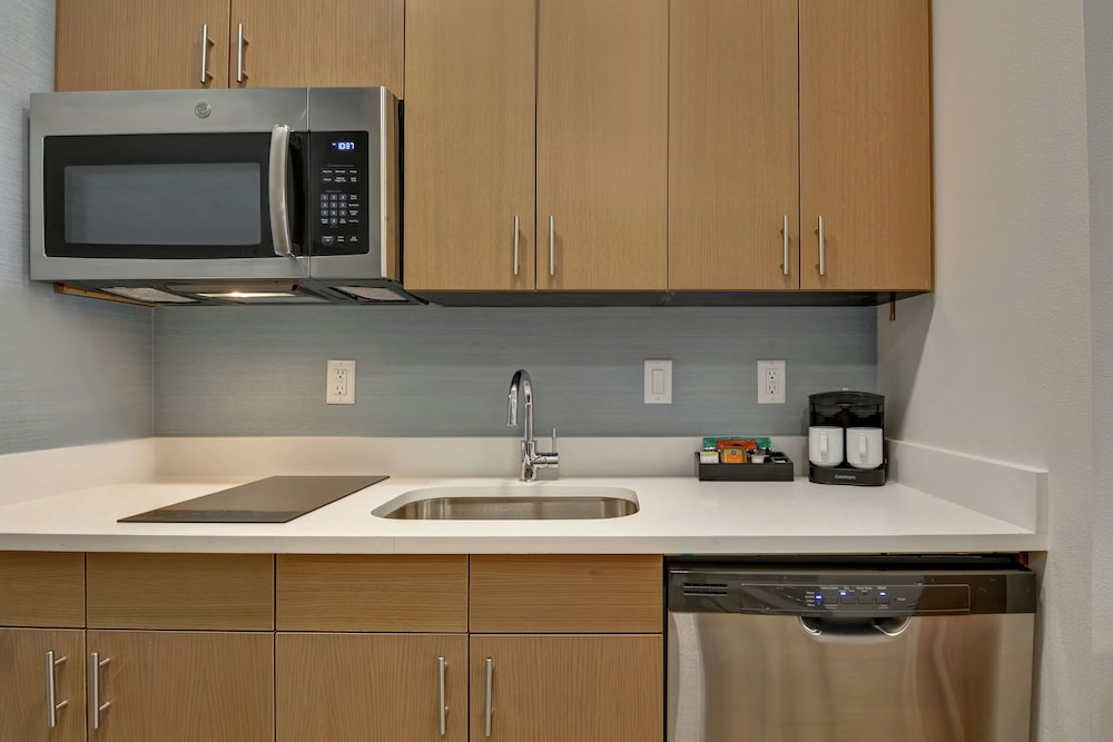 Homewood Suites By Hilton Chula Vista-Eastlake,Chula Vista>>Carlton Hills,3 star