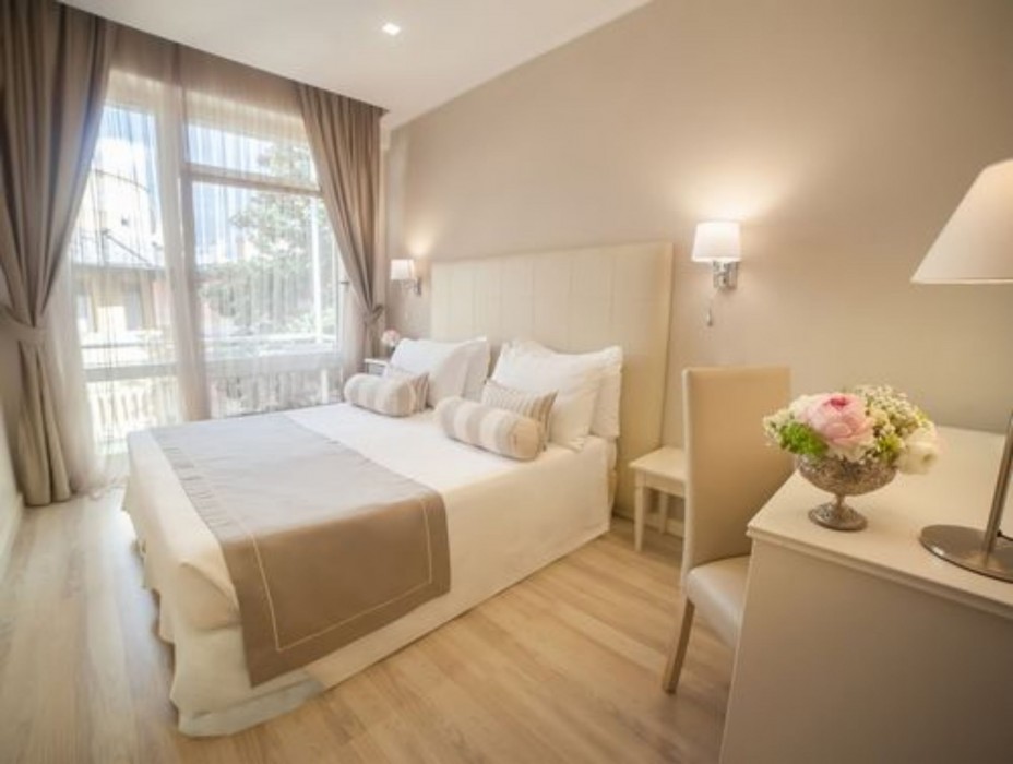 Hotel Tigullio Et De Milan,Liguria>>Genoa,3 star