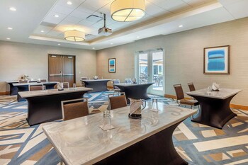 cambria hotel davenport quad cities