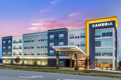 cambria hotel davenport quad cities