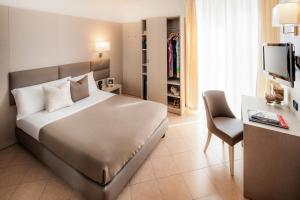 hotel vesuvio
