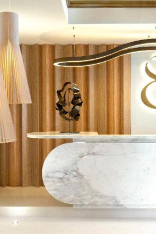 eight hotel paraggi