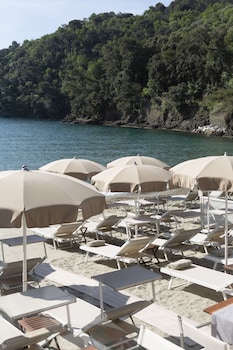 Eight Hotel Paraggi,Near Paraggi Beach,5 star