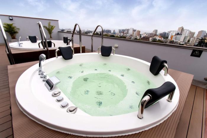 hampton by hilton lima san isidro