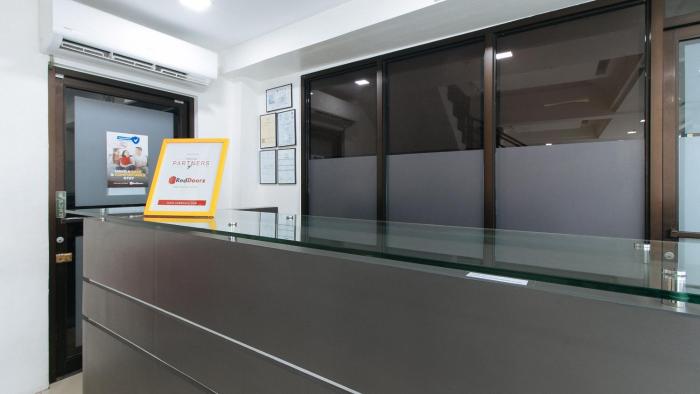 reddoorz plus evangelista street makati