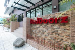 reddoorz plus evangelista street makati