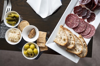 Toravaig House Hotel,On A Lake,4 star