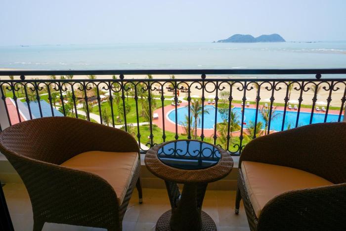 melia vinpearl cua hoi beach resort