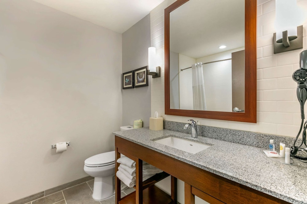 comfort suites