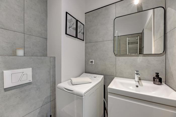grand apartments aqua